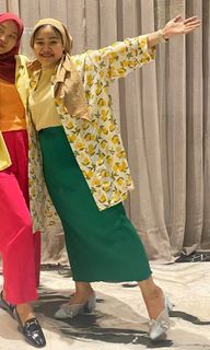 This Is April Lemon Outer White