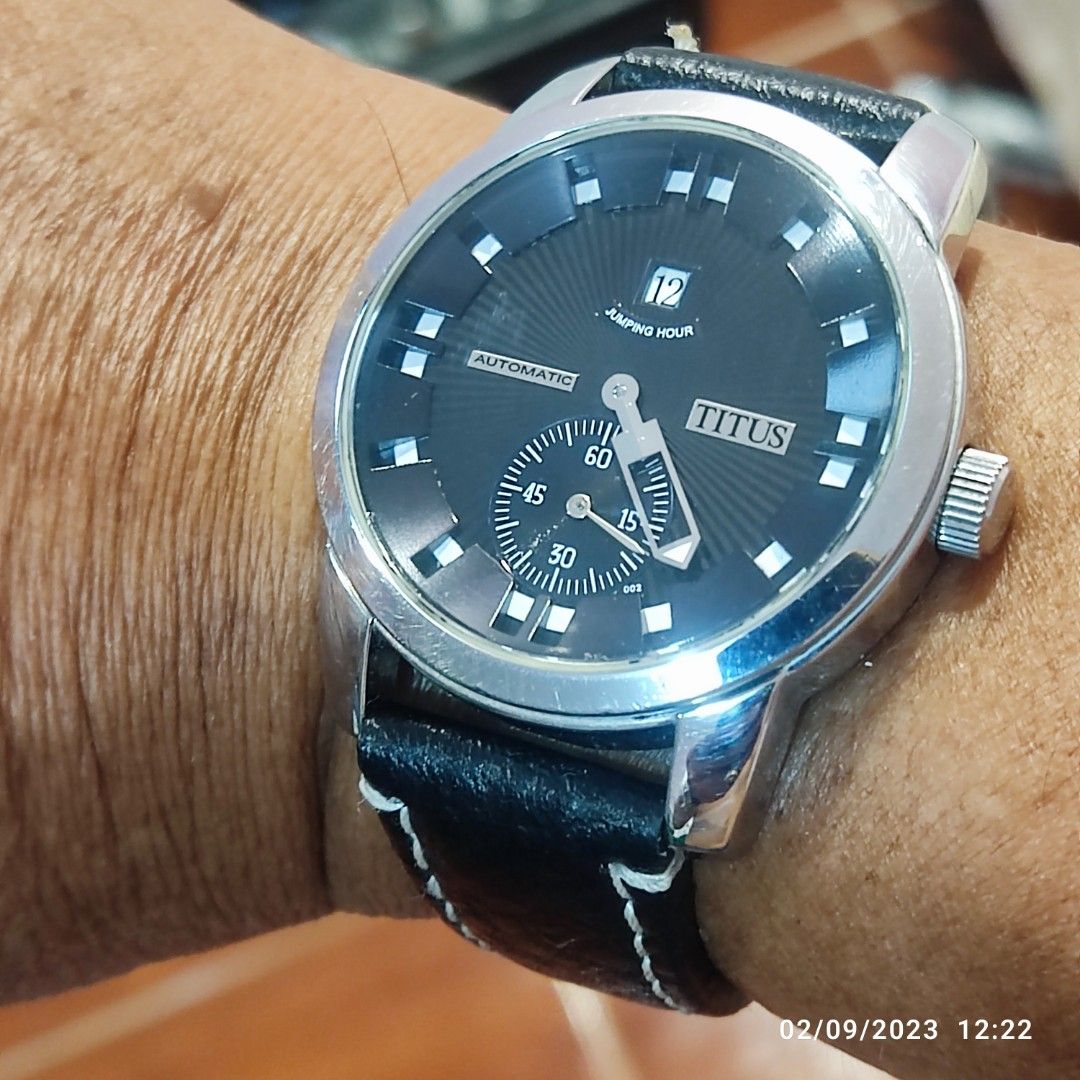 Titus Jump Hour Automatic (Category: Men's Watches) located in General Trias. Submitted by elcombo (Listing ID 1252416633, Image 1). Description: Authentic Automatic Japan movement 40mm case dia 20mm lug width Good timekeeping and power reserve.