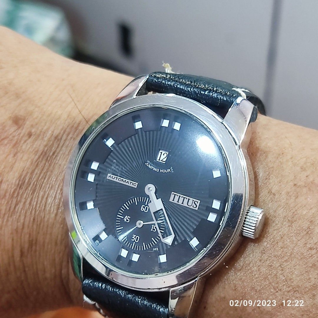 Titus Jump Hour Automatic (Category: Men's Watches) located in General Trias. Submitted by elcombo (Listing ID 1252416633, Image 2). Description: Authentic Automatic Japan movement 40mm case dia 20mm lug width Good timekeeping and power reserve.