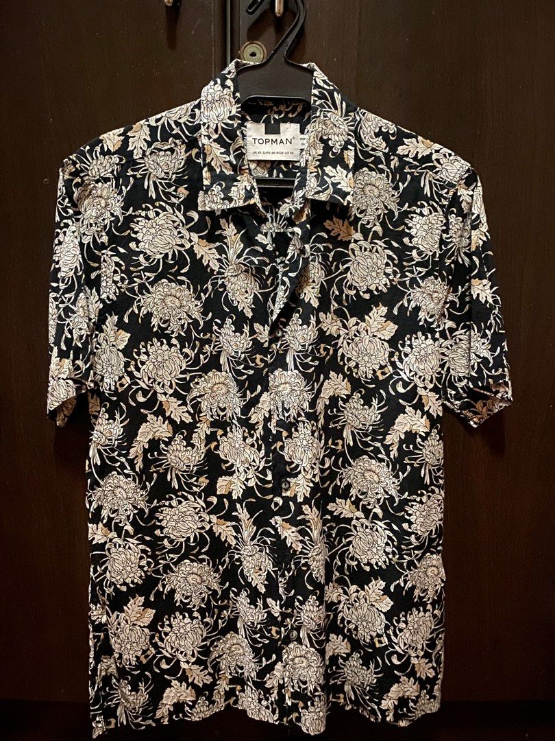Topman Polo (Category: Tshirts & Polo Shirts ) located in Quezon City. Submitted by flacko.mnl (Listing ID 1252548424, Image 1). Description: Used 3 times No flaws.