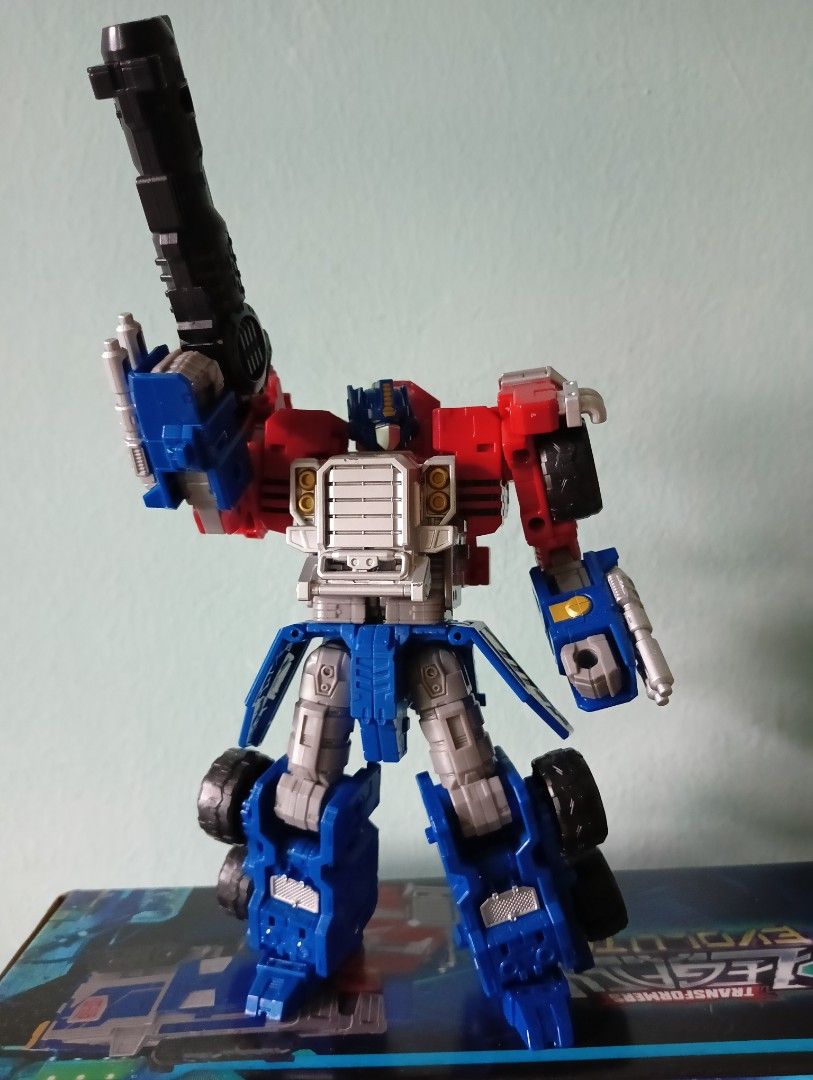 TRANSFORMERS LEGACY EVOLUTION ARMADA OPTIMUS PRIME Hobbies Toys