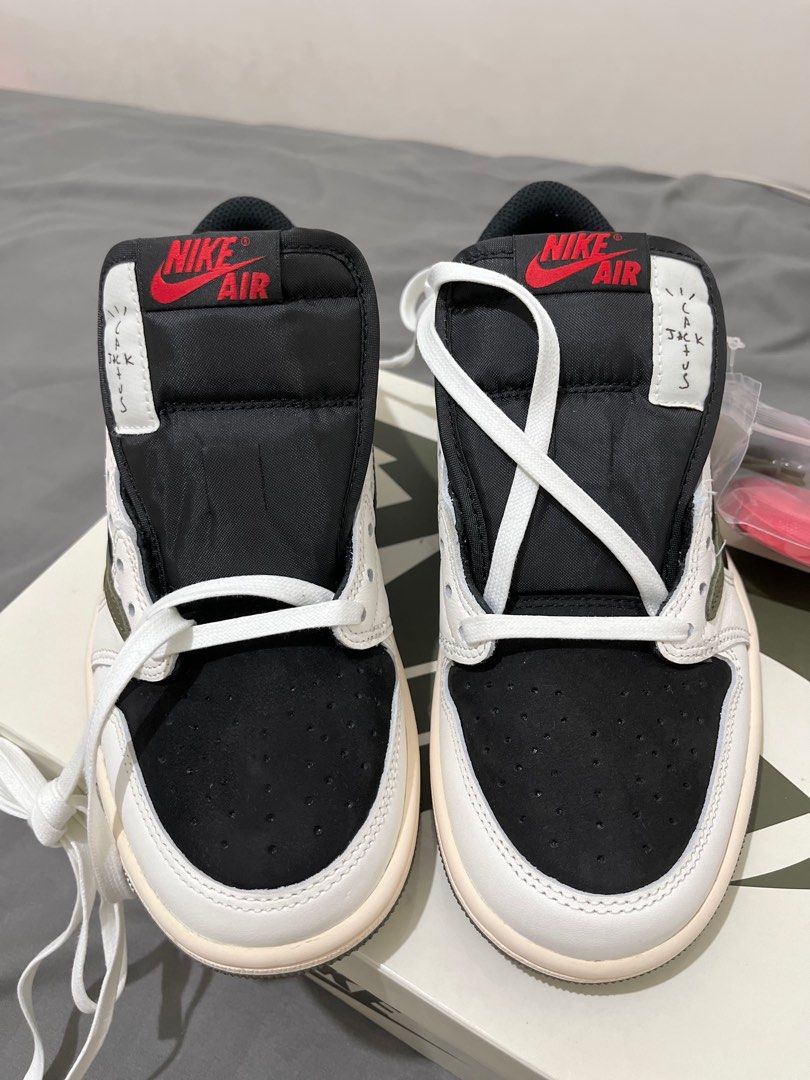j1 low travis