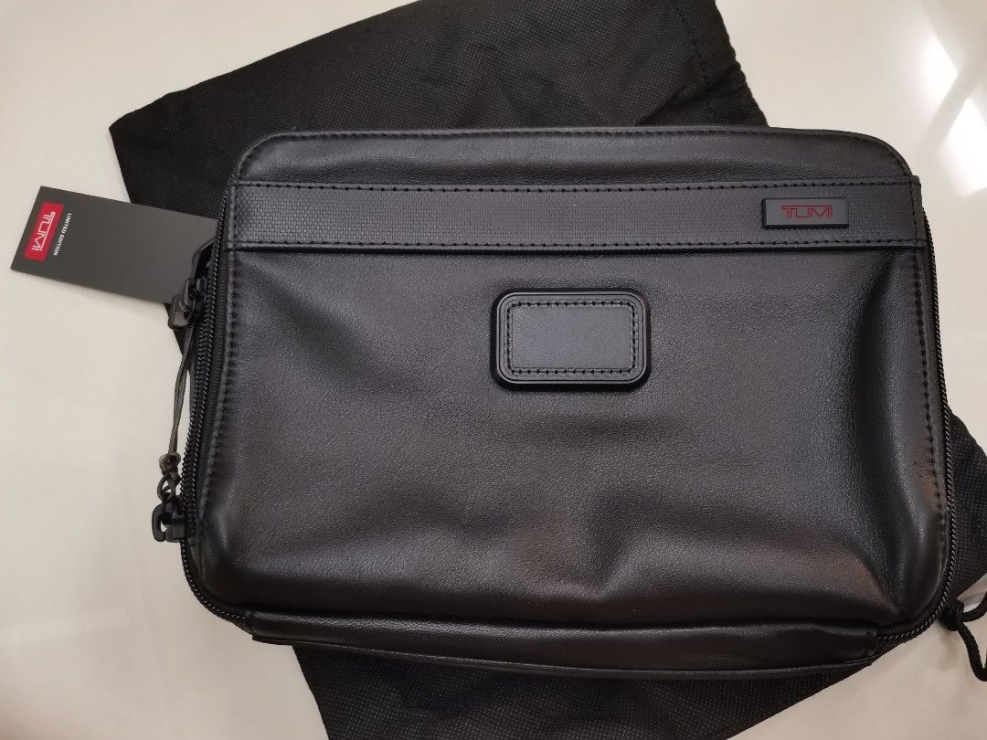 Tumi men's outlet leather clutch