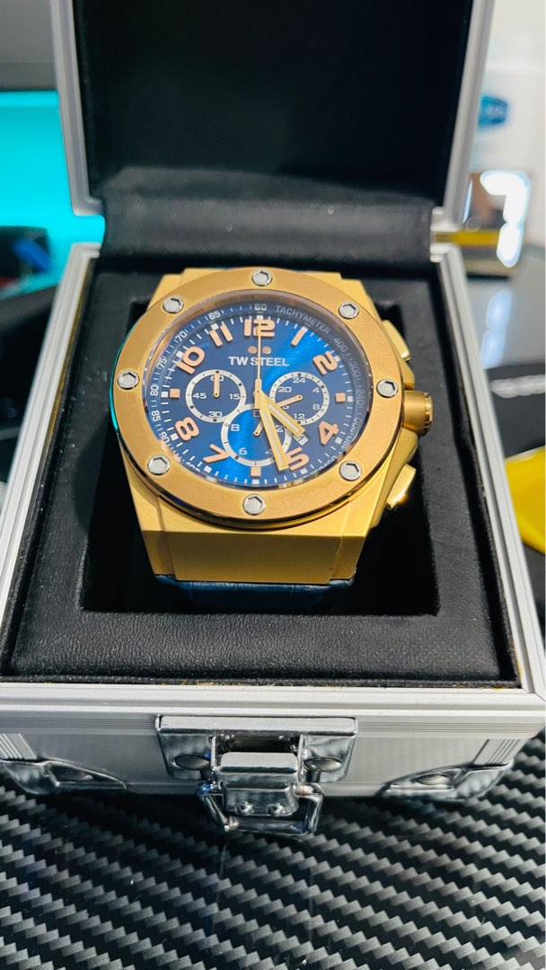 Tw steel kivanc best sale