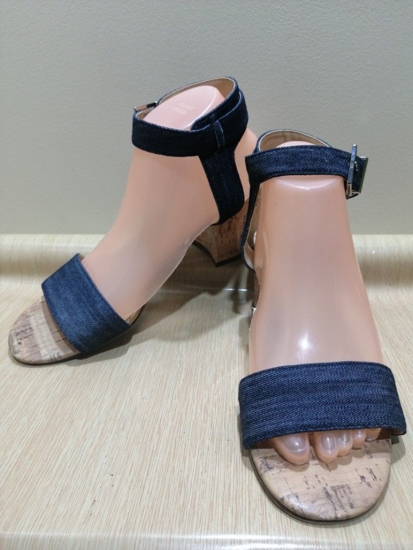 Unisa Size 8.5 Women Ankle Strap Sandals Women s Fashion