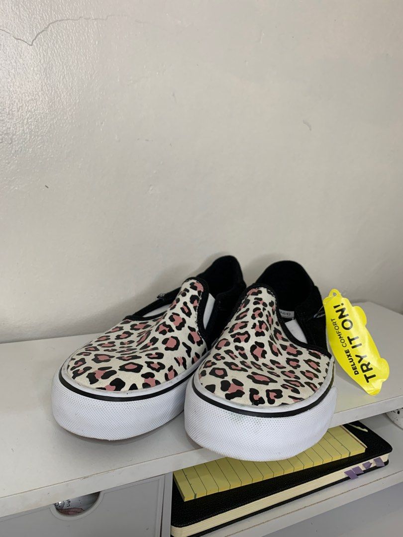 US 6.5 women vans slip on authentic from nordstrom california
