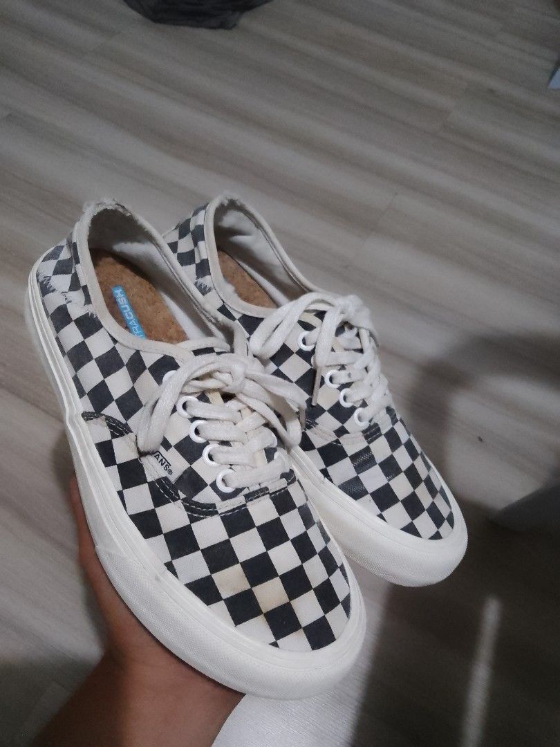 Vans authentic checkerboard ultracush best sale