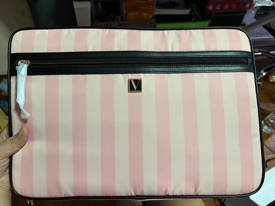 Victoria secret pink laptop case 2025
