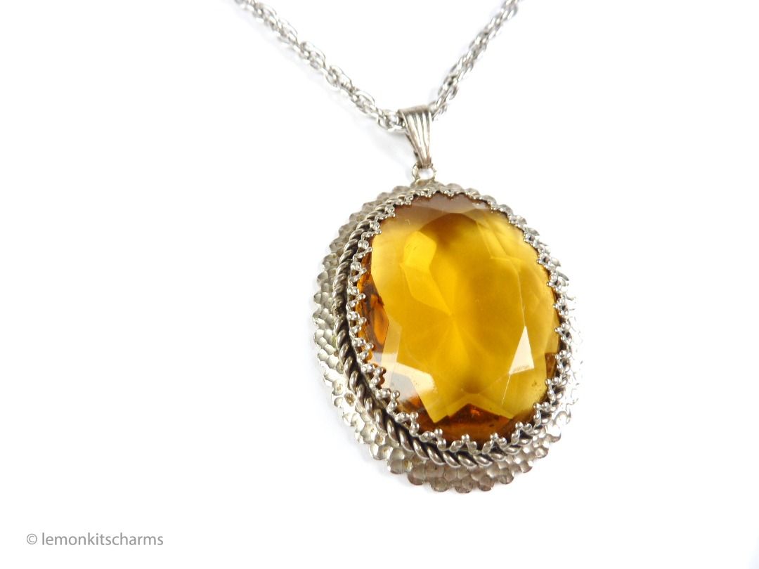 Vintage 1960s Large Citrine Glass Pendant Necklace nk1401 c