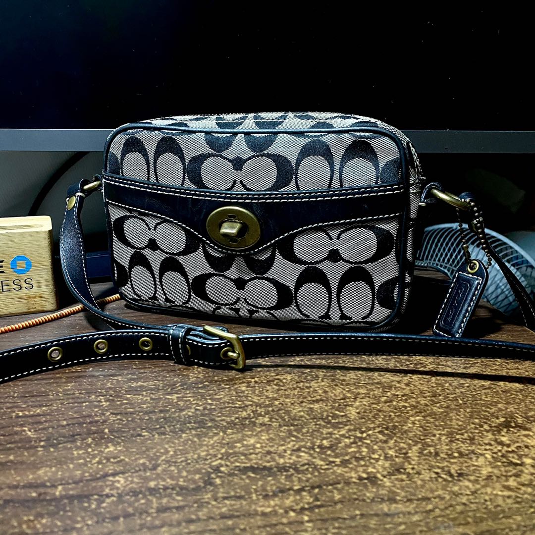 Vintage coach camera bag on sale