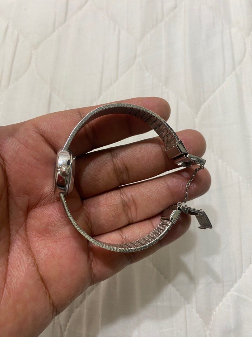 Seiko discount bangle watch