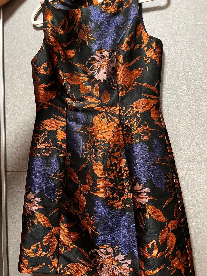 Warehouse discount evening dresses