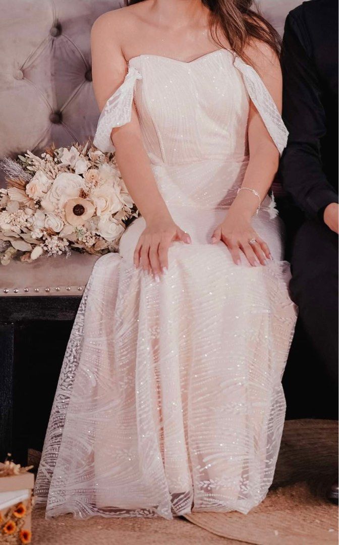8 Best Websites And Places To Rent Your Wedding Outfits | WeddingBazaar