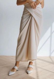Whimsigirl Chiller Knot Skirt in Tofu