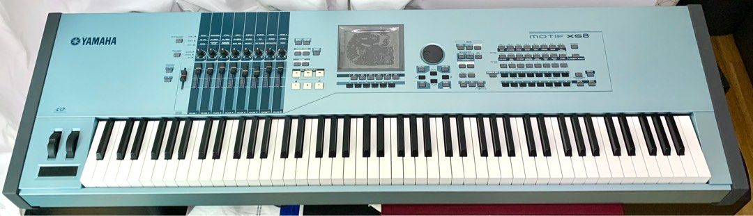 Yamaha motif xs8 music store production synthesizer workstation