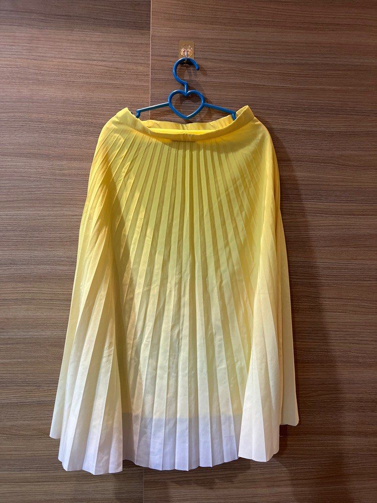 Zara yellow pleated ombre skirt store