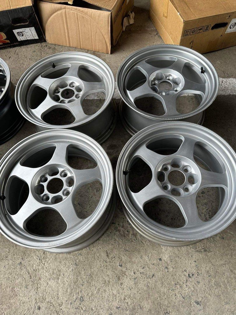 15” Evo Spoon Silver mags 4Holes pcd 100 code 5579 Bnew (Category: Mags and Tires) located in Quezon City. Submitted by mindanaotyrehaus (Listing ID 1255807538, Image 3). Description: 4pcs. 15” Evo Spoon Regamaster code 5579 Silver color Bnew magwheels 4 Holes pcd 100 x7 width/ offset 35 sold as set 4pcs. for 15,500 pesos mags only ON SALE! * price may change without prior notice * fix price * Cash transaction/ GCash or BDO Online Transfer only F