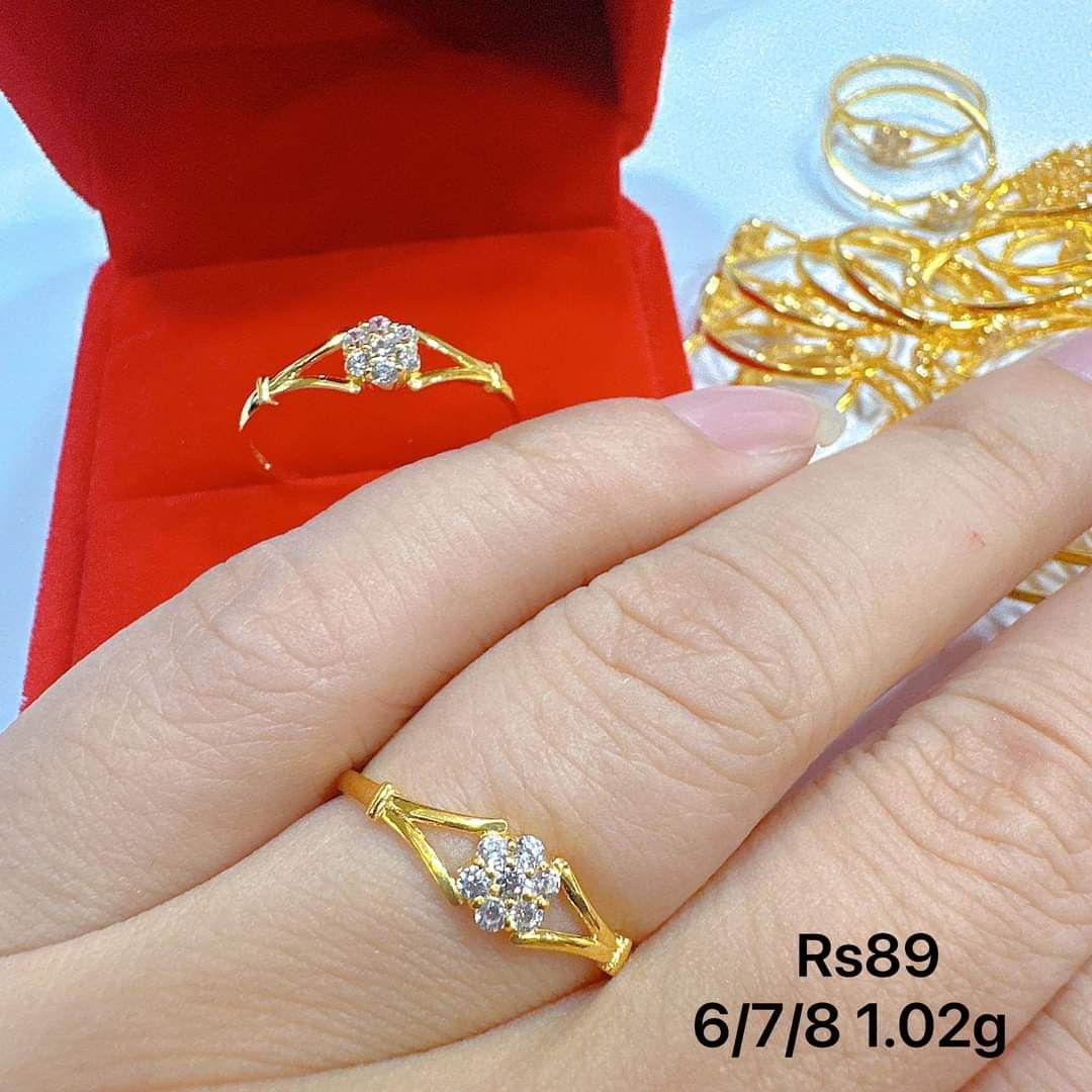 18k Russian Stone Ring