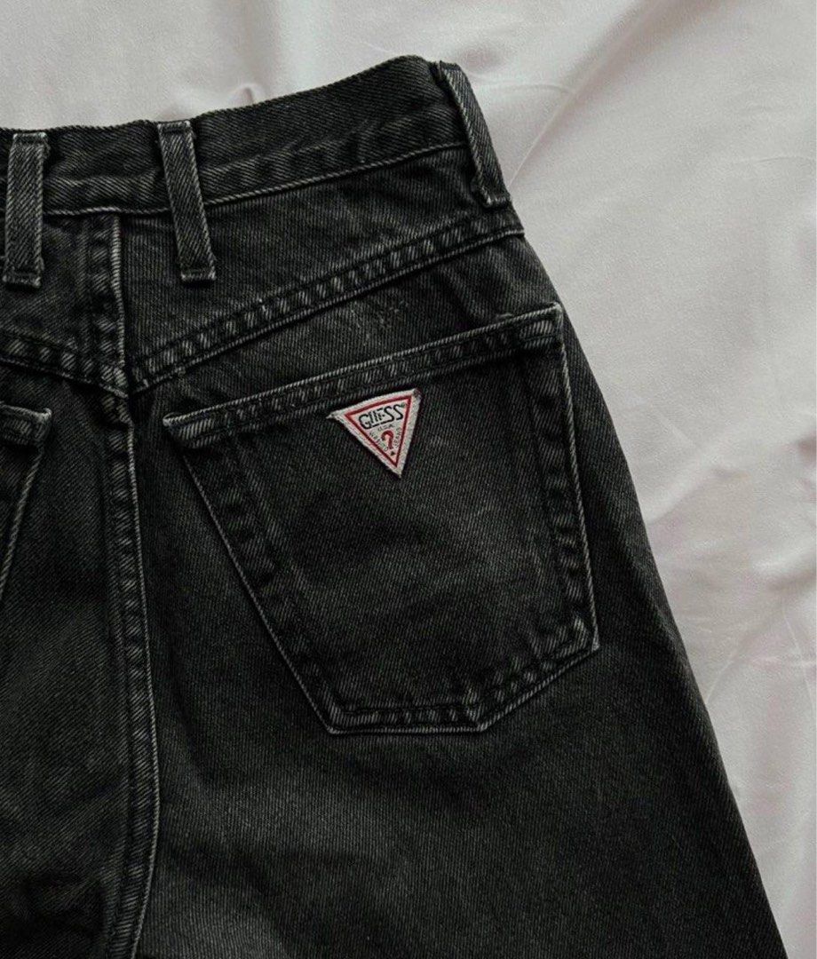 1980 s vintage Guess jeans 62 mailed Women s Fashion Bottoms
