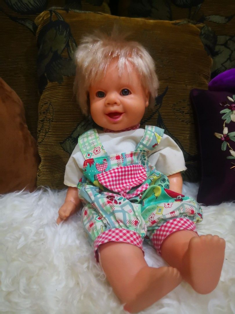 Baby expressions discount doll 1990s