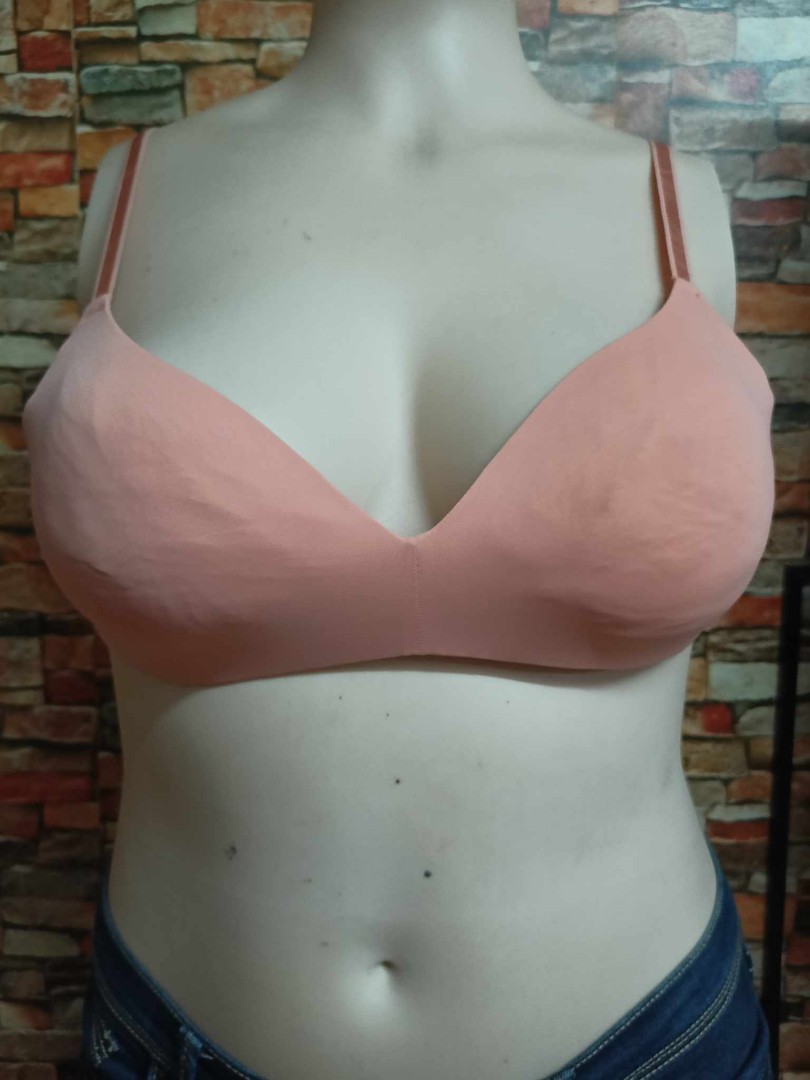 38B Auden, Women's Fashion, Undergarments & Loungewear on Carousell