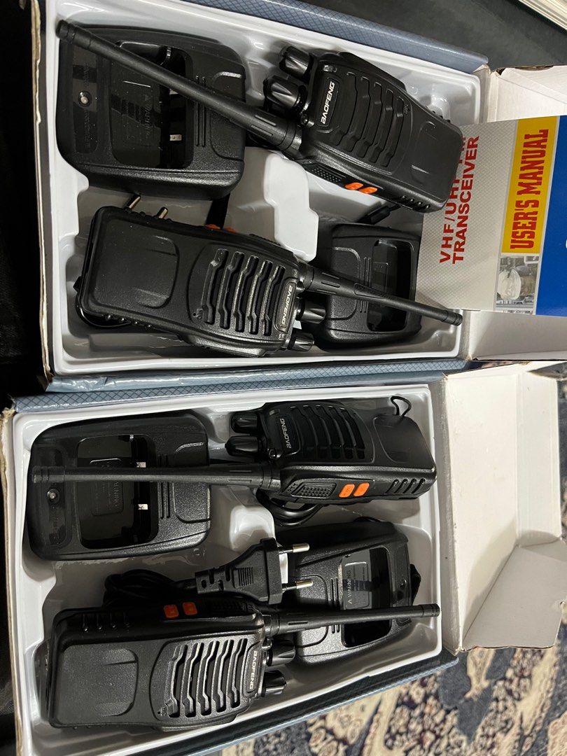 4 unit Walkie talkie 2KM radius, Mobile Phones & Gadgets, WalkieTalkie