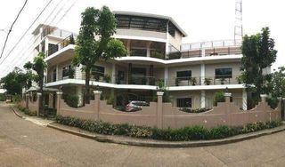12 BR house at Antipolo w  events placs view