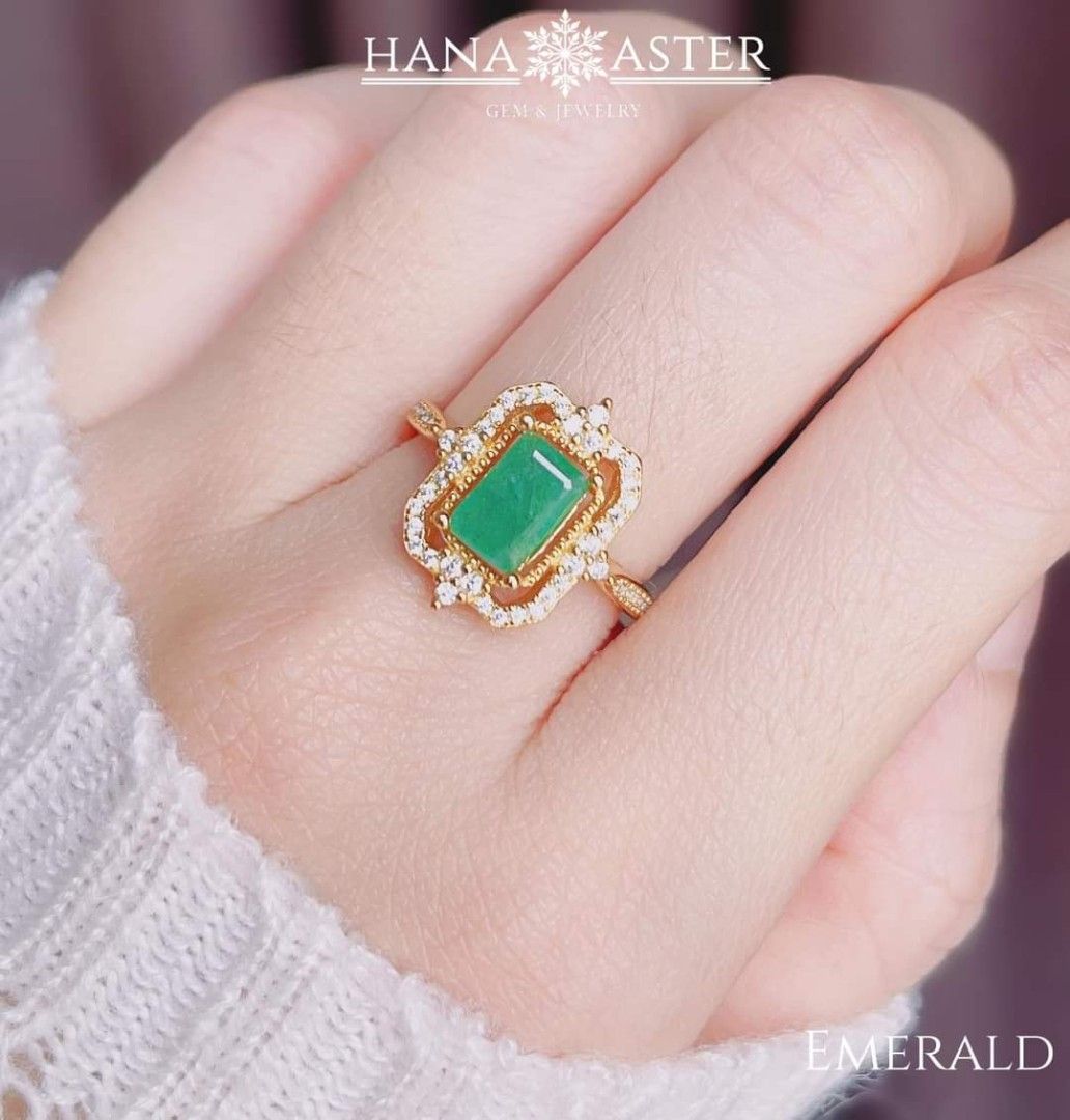 Pure emerald stone new arrivals ring