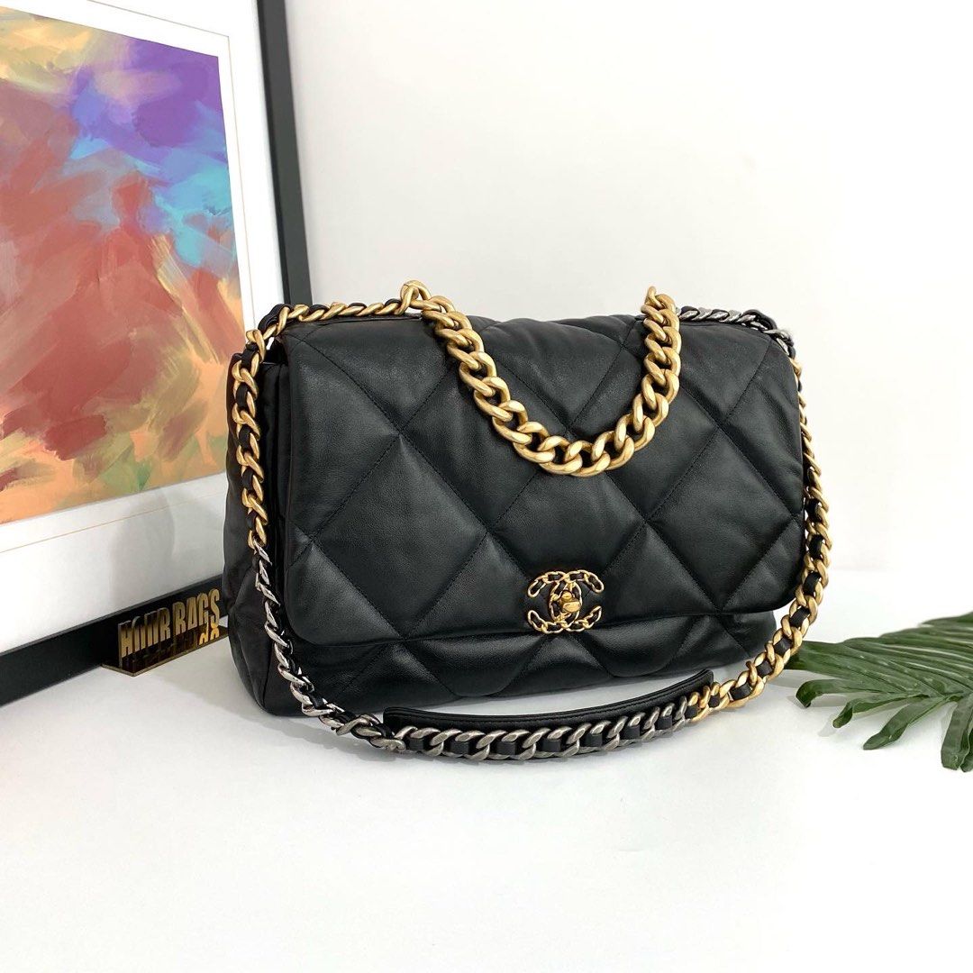 Chanel 19 Maxi Flap Bag Lamb Green