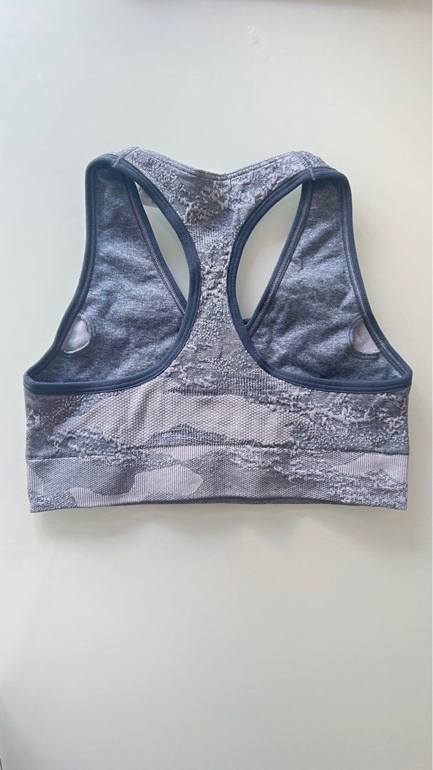 Gymshark - Adapt Camo Seamless Sports Bra, 女裝, 運動服裝- Carousell