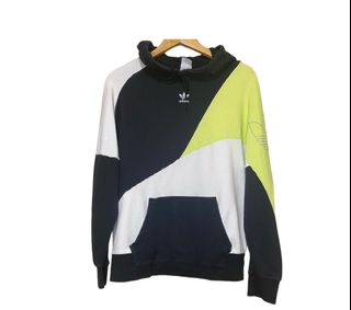 (Category: ) located in . Submitted by Classy_Thrift (Listing ID 1255894578, Image 1). Description: .