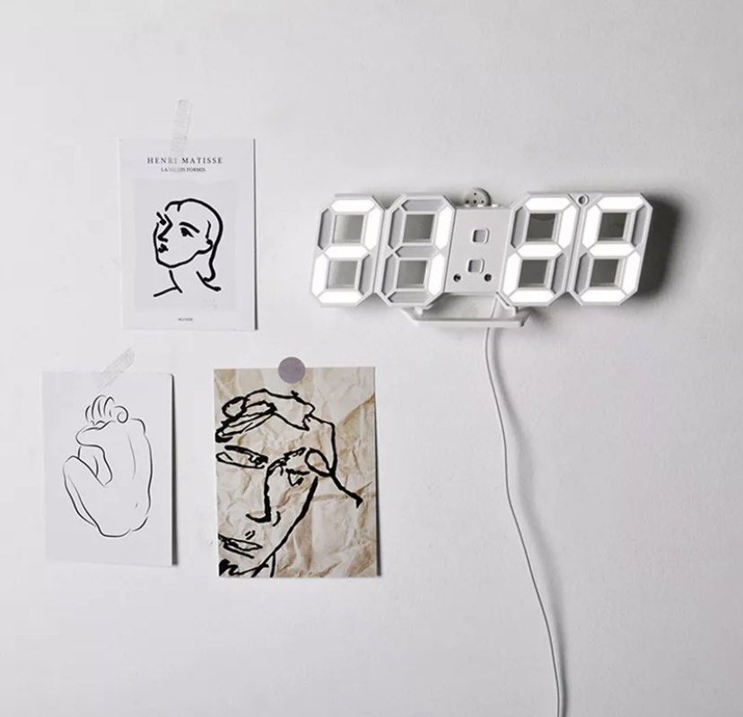 Aesthetic Minimalist LED Clock, Furniture & Home Living, Home Decor ...