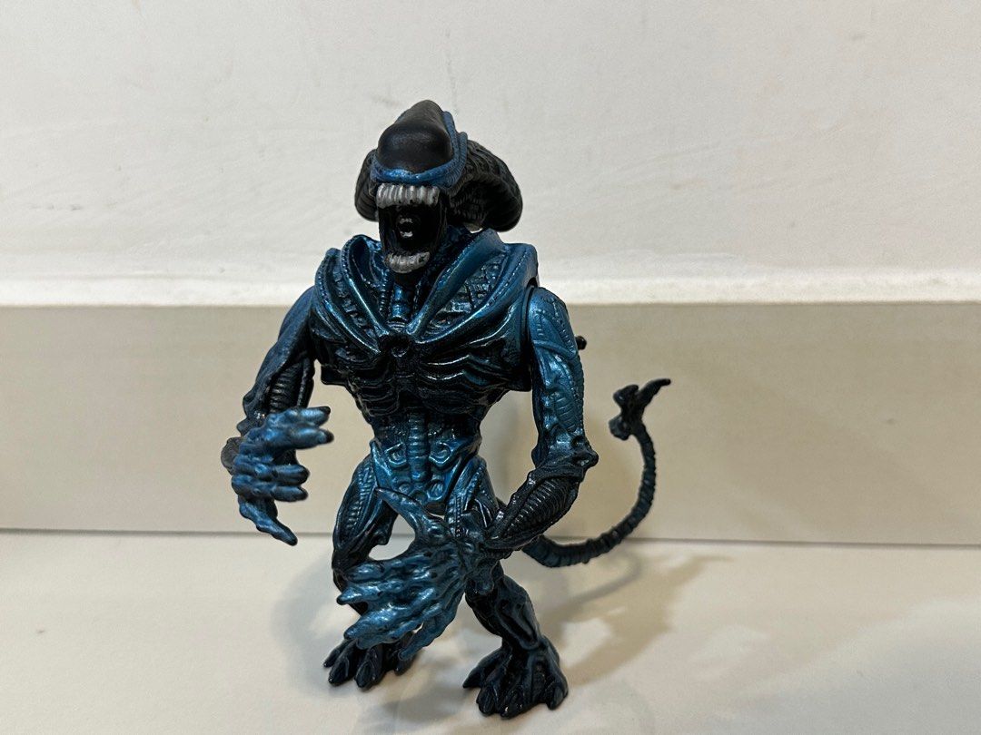 Gorilla cheap alien toy