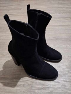 ANN DEMEULEMEESTER - Black Suede Ankle Boots