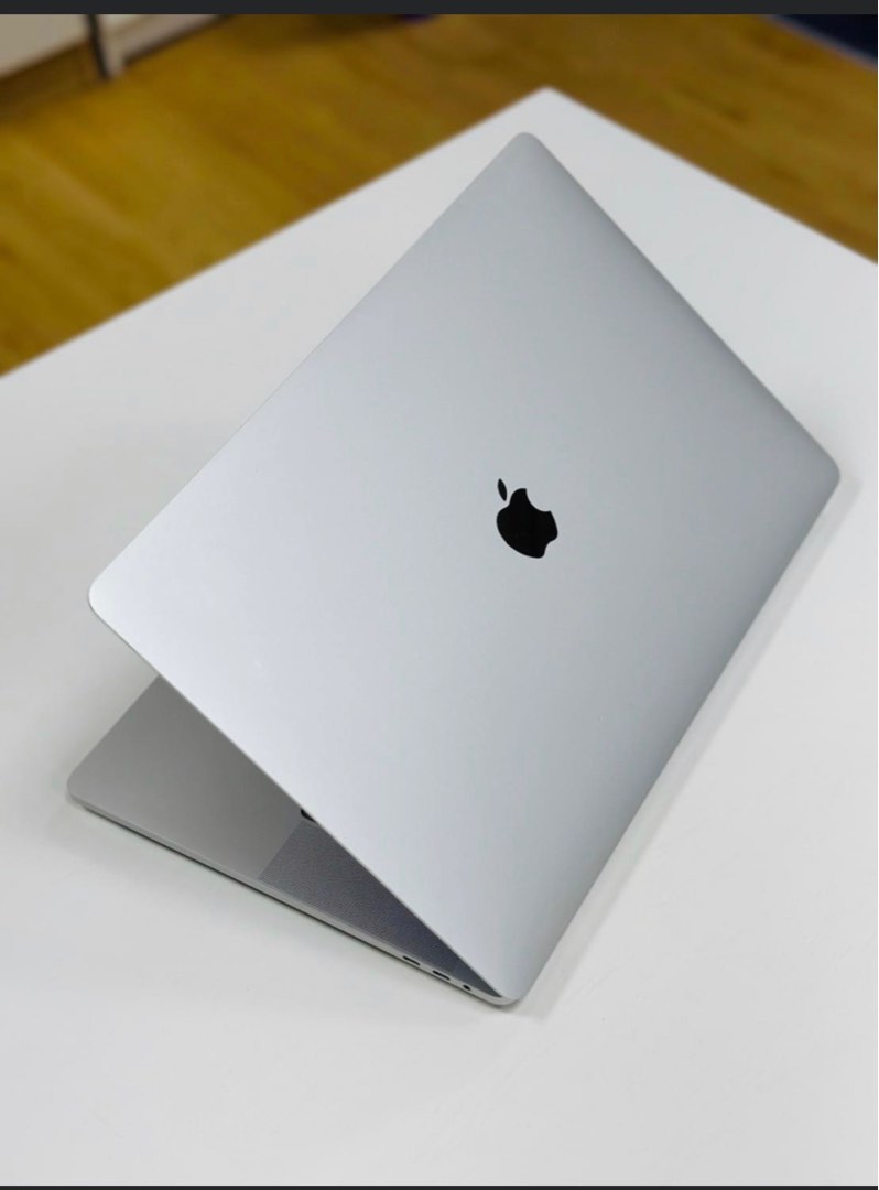 Apple MacBook Pro 2019 2.3GHz i9 16G+1TB, 電腦及科技產品, 桌上電腦