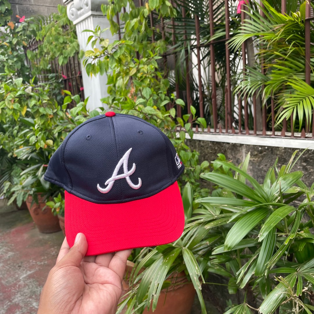 Atlanta Braves Vintage Cap, Men's Fashion, Watches & Accessories