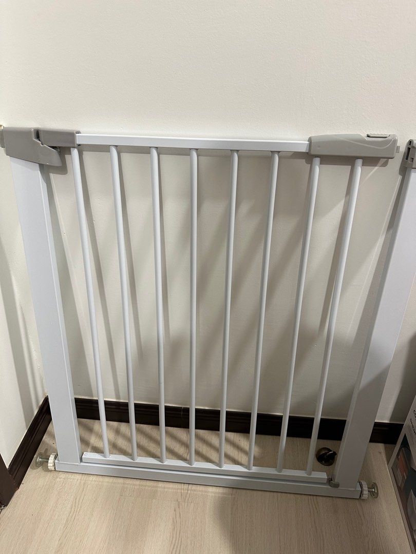 90cm best sale stair gate