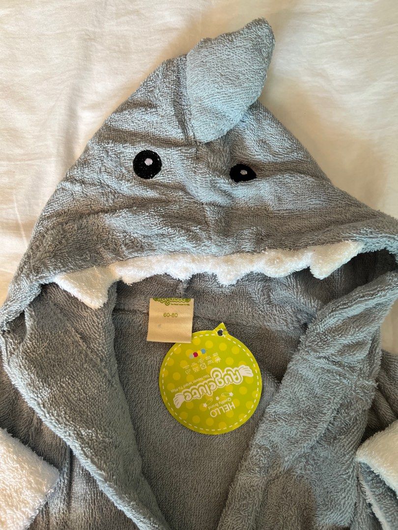 Baby shark hot sale bath robe