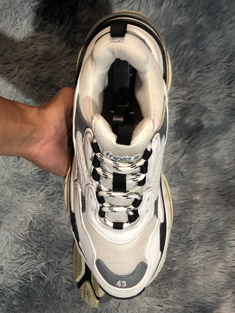 Balenciaga Triple S Men s Fashion Footwear Sneakers on Carousell