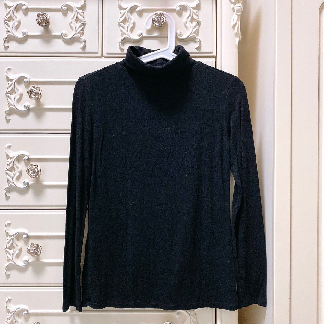 long sleeve turtleneck black