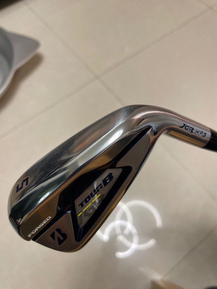 Bridgestone JGR HF3 forged 5 iron, 運動產品, 運動與體育, 運動與