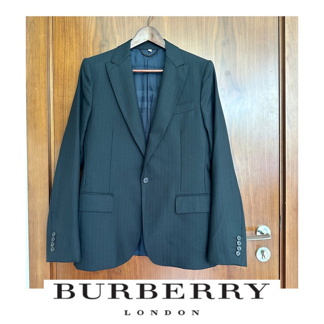Burberry size 50 deals