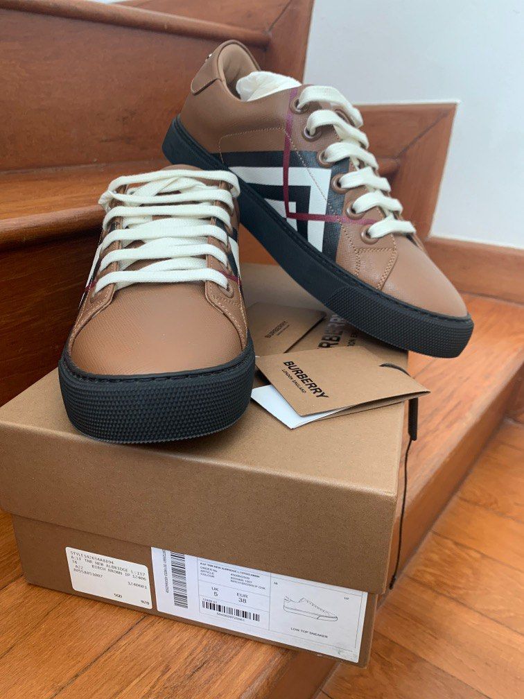 Burberry shoes outfit sales