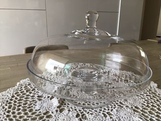 ARV BRÖLLOP Cake stand with lid, clear glass - IKEA | Ikea cake stand, Cake  stand with lid, Cake stand