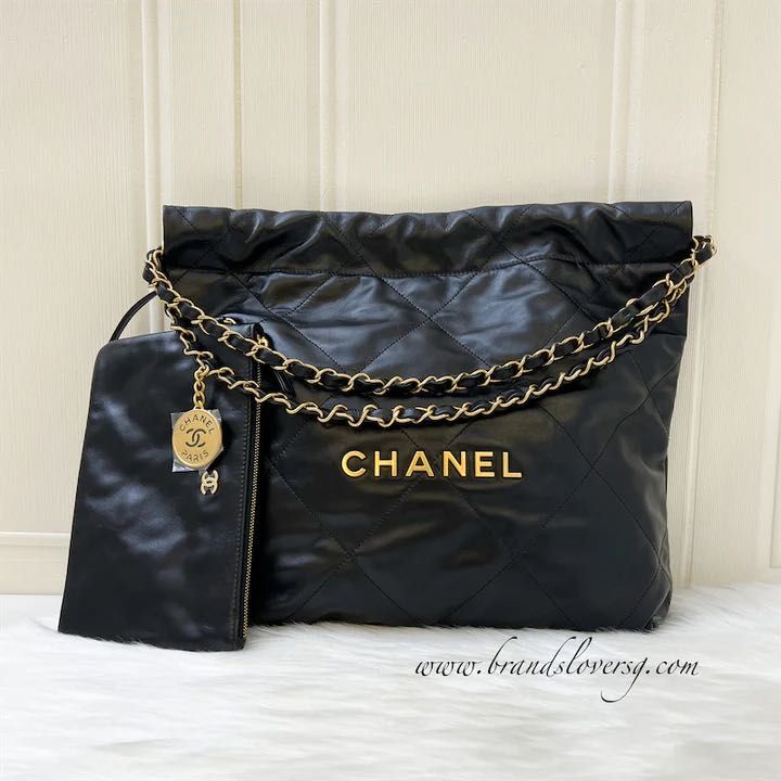✖️SOLD✖️ Chanel 22 Small Hobo Bag in Black Calfskin and AGHW