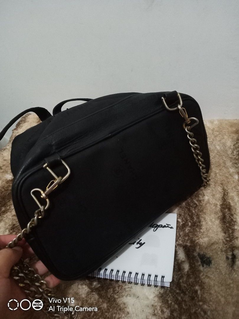 Chanel Backpack (Category: Luxury Bags & Wallets) located in Tagum. Submitted by luxbagelyas (Listing ID 1255808154, Image 3). Description: with rubs parang med size to malinis loob faded hardware na po bawal sa maarte po.