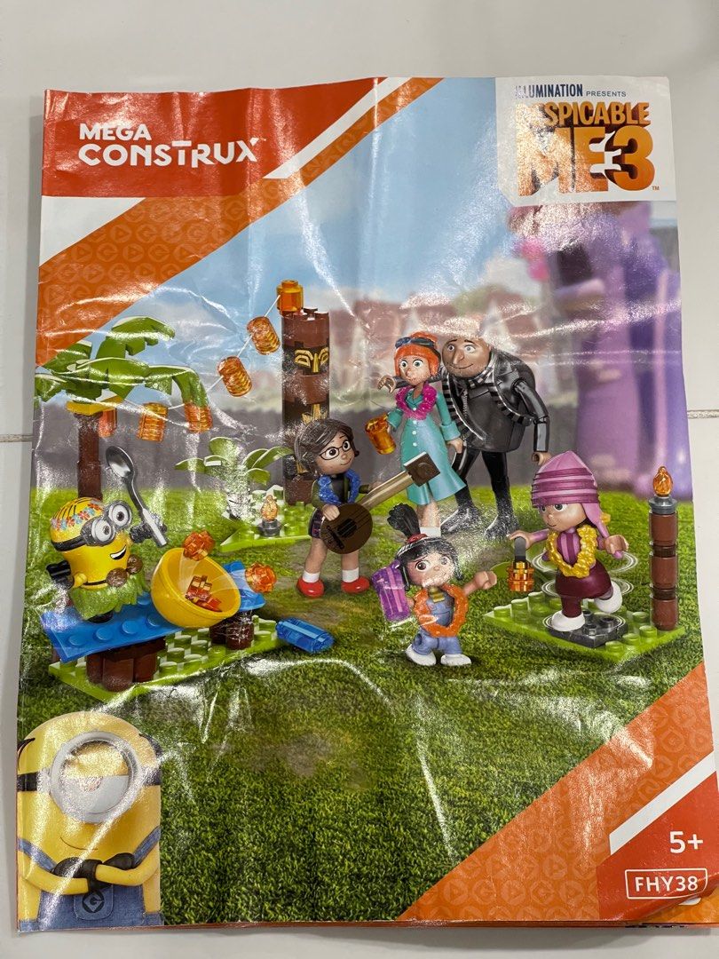 Clearance Mega Construx Desicable Me3 Family Luau Party