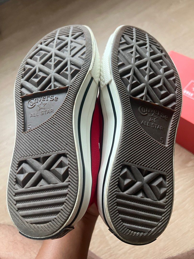 Fuzzy discount converse shoes
