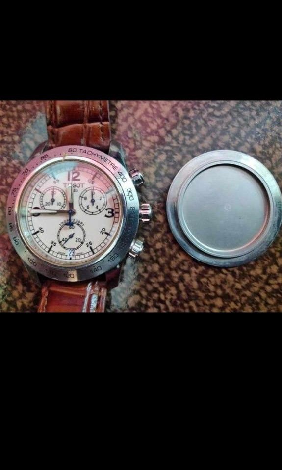 Di jual jam Tissot ori v8
