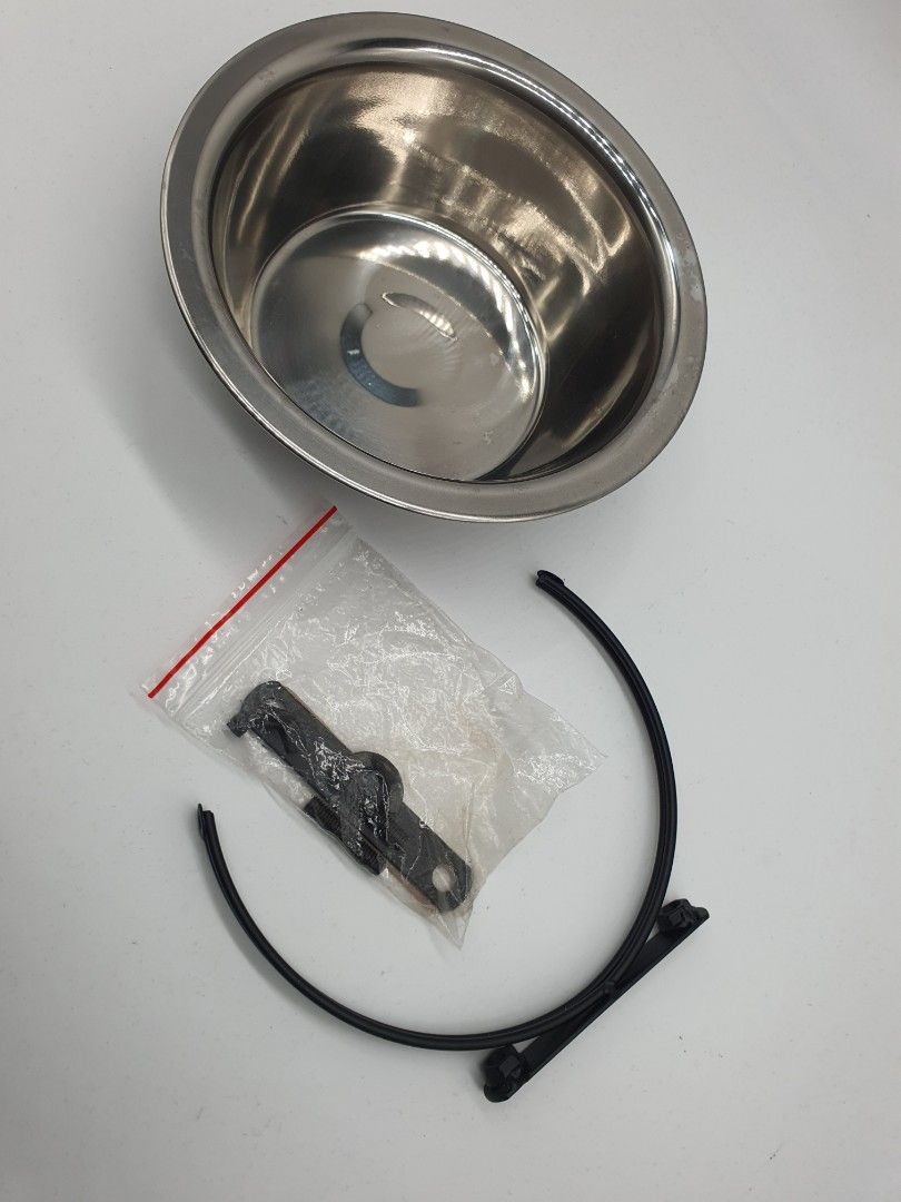 Stationary dog top bowls
